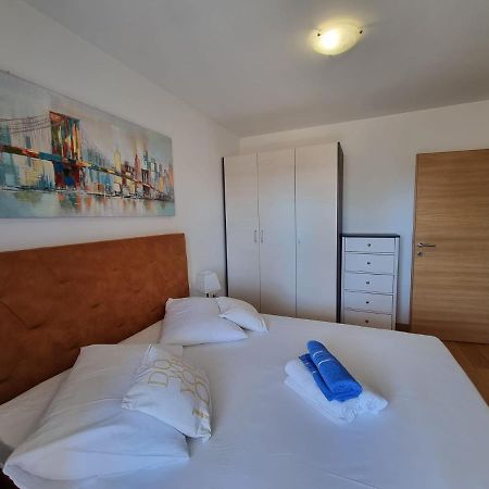 Apartman Marija Biograd Na Moru Exterior foto