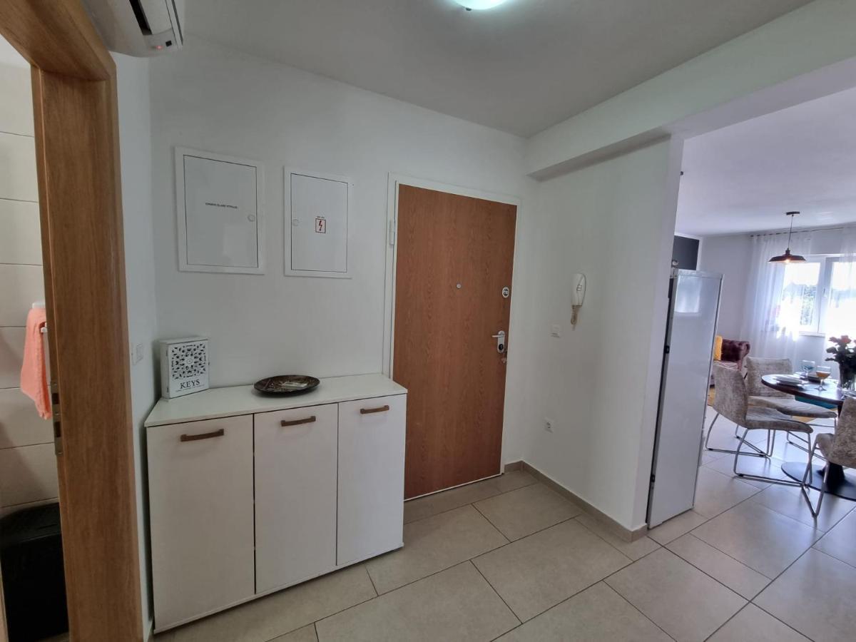 Apartman Marija Biograd Na Moru Exterior foto