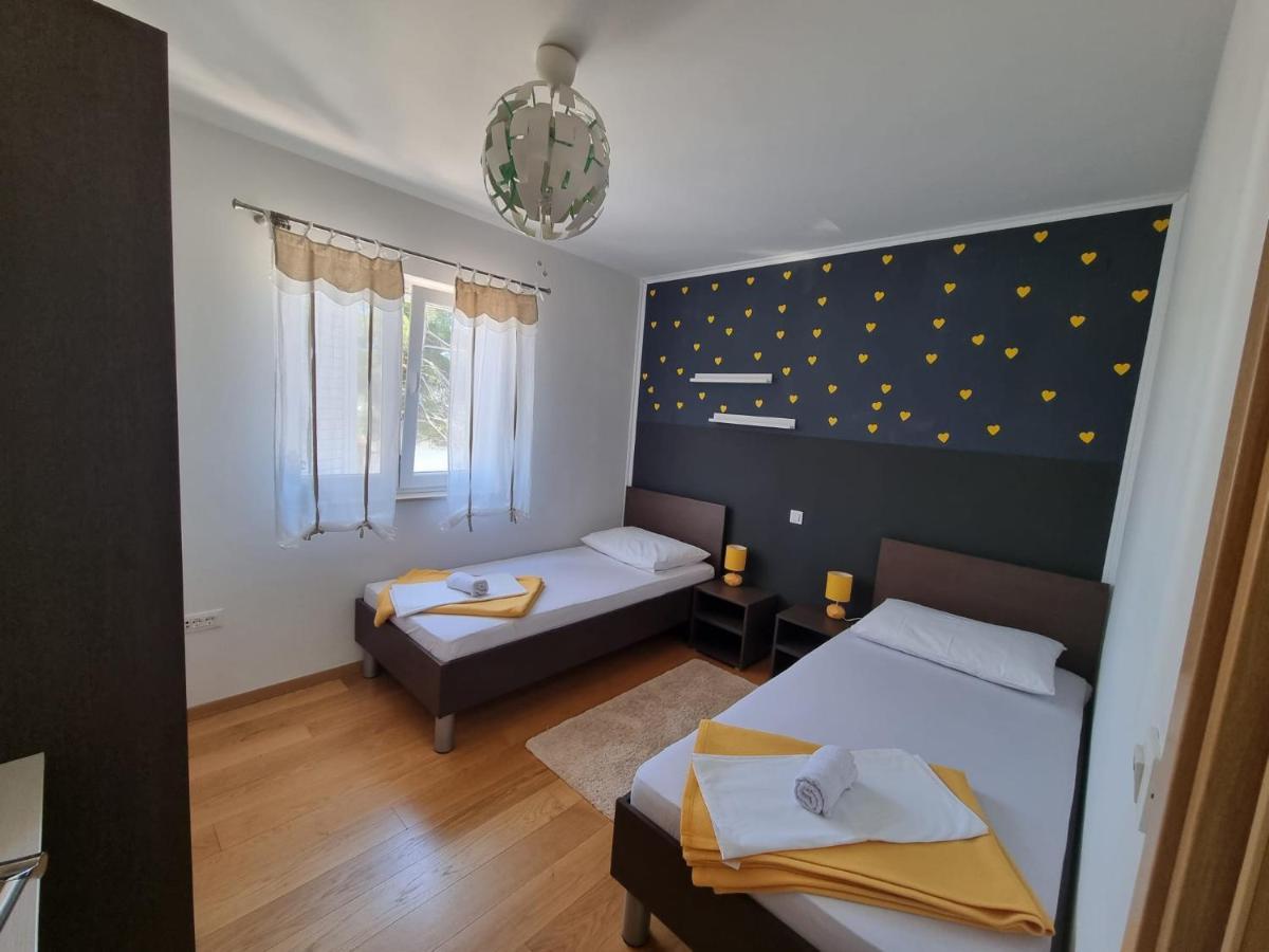 Apartman Marija Biograd Na Moru Exterior foto